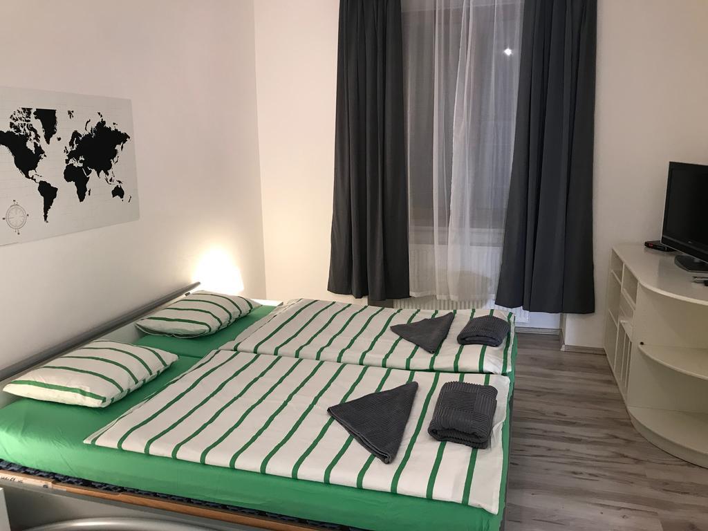 Big Homebase With Billardtable Apartamento *