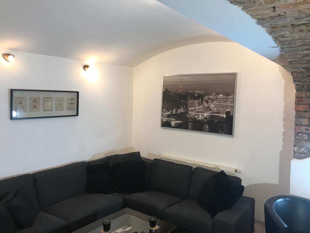 Apartamento Big Homebase With Billardtable Praga